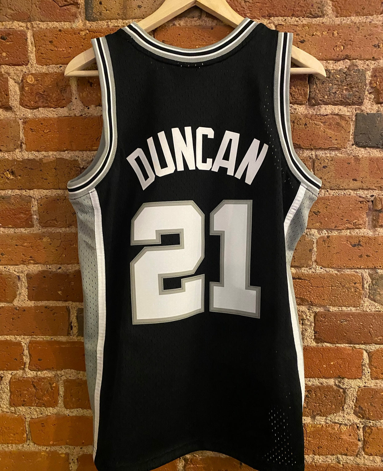 Tim duncan mitchell and cheap ness jersey